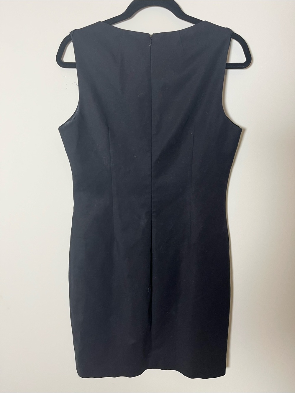 T by Tahari Classic Black Sleeveless Sheath Cocktail Dress - Picture 3 of 5